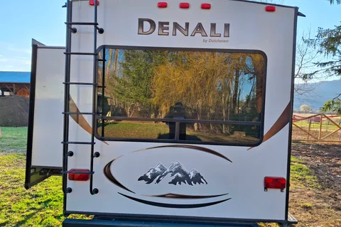 Ethan's Dutchmen Denali Fifth Wheel