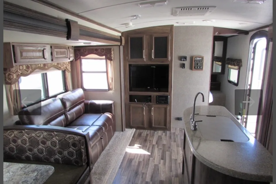 Keystone Cougar “Luxury Camping at its finest”