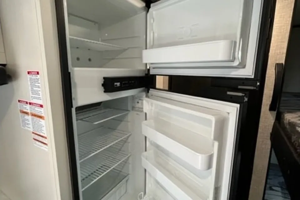 Lifestyle Living Rentals Jayco Jay Flight SLX7 174BH Travel Trailer