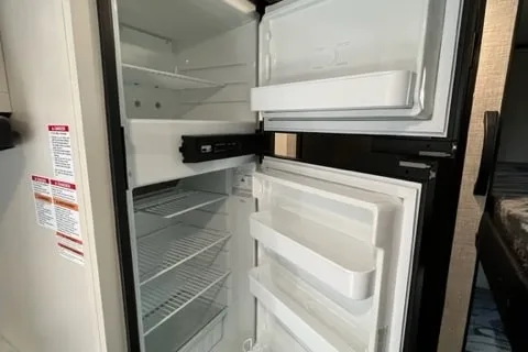 Lifestyle Living Rentals Jayco Jay Flight SLX7 174BH Travel Trailer