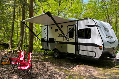 Lifestyle Living Rentals Jayco Jay Flight SLX7 174BH Travel Trailer