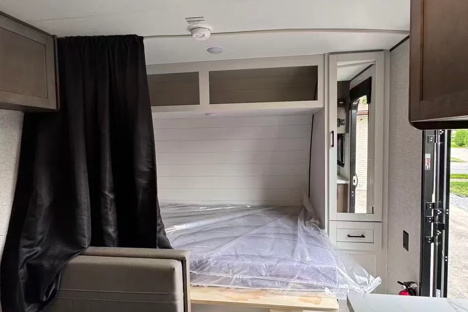 Starcraft Autumn Ridge 19BH Travel Trailer