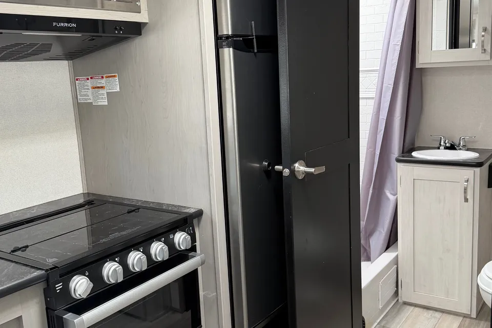 The Sierra Escape – Fully Stocked Tracer