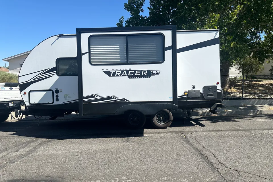 The Sierra Escape – Fully Stocked Tracer