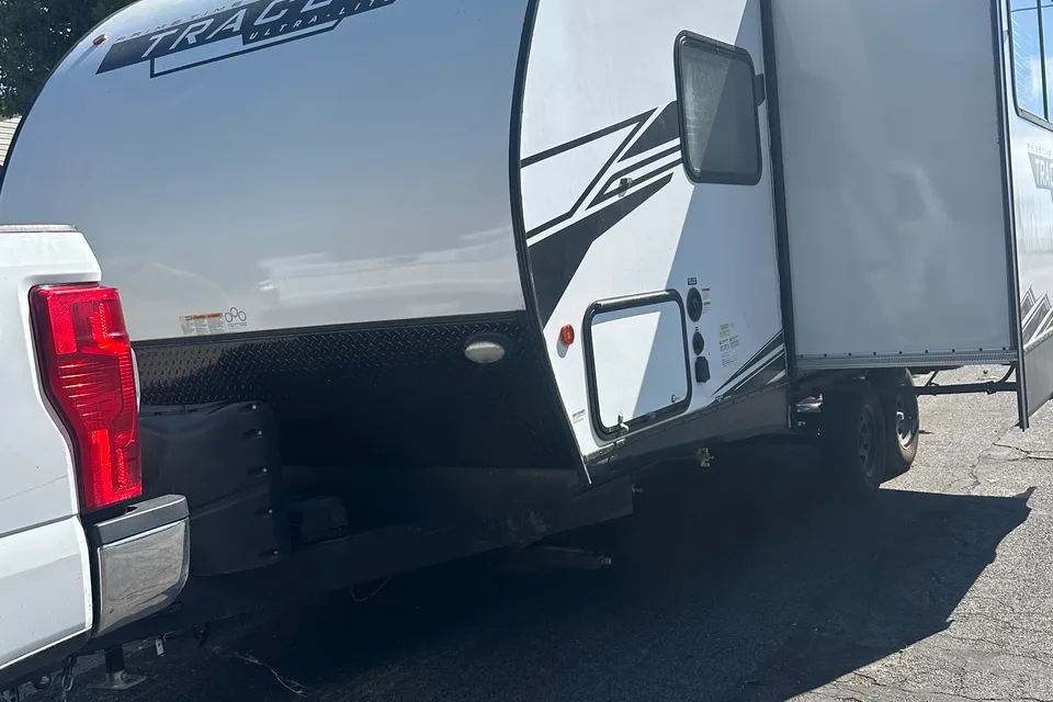 The Sierra Escape – Fully Stocked Tracer