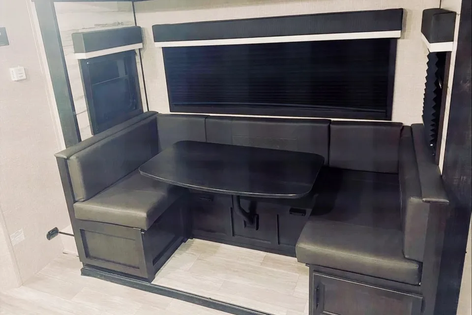 Cora and Trav’s Jayco Jay Feather 199mbs Travel Trailer AKA: Rig E Smalls