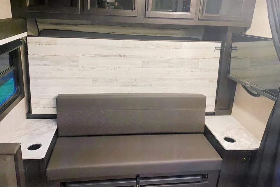 Cora and Trav’s Jayco Jay Feather 199mbs Travel Trailer AKA: Rig E Smalls
