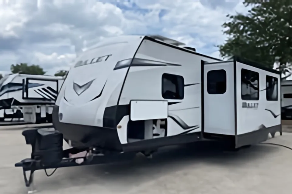 michael's Keystone 2840qrb Travel Trailer