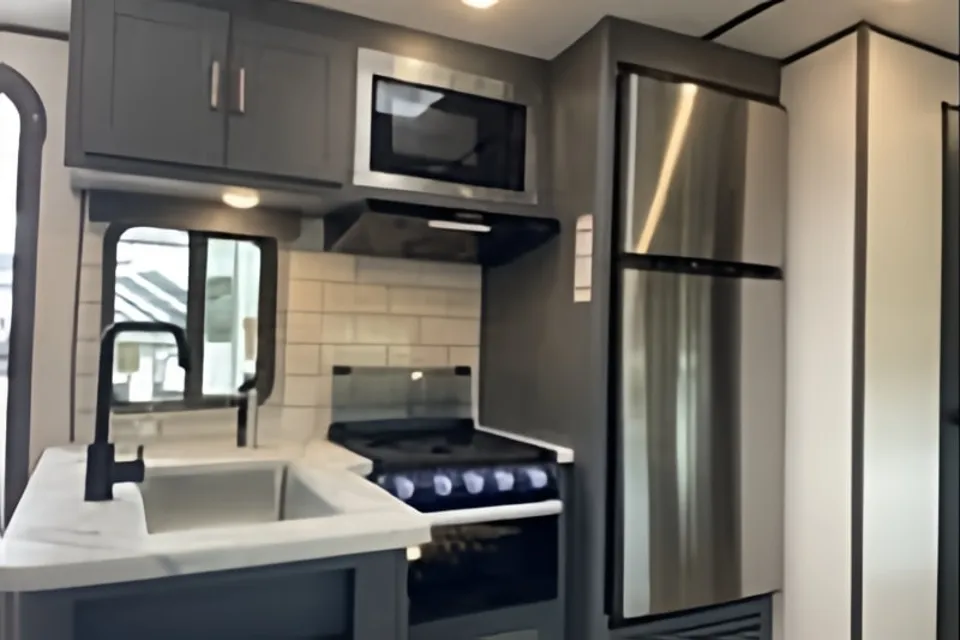 michael's Keystone 2840qrb Travel Trailer