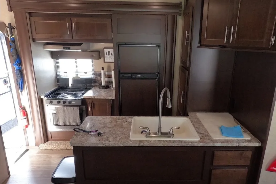 Your RV Home Away from Home *Delivery only*