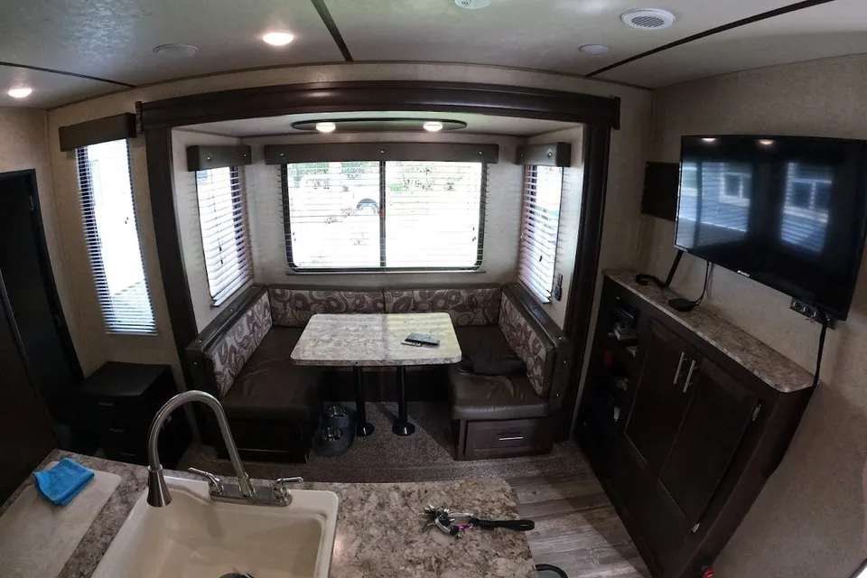 Your RV Home Away from Home *Delivery only*