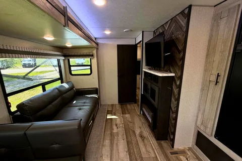 Michael & Vanessa's 2022 KZ Connect
