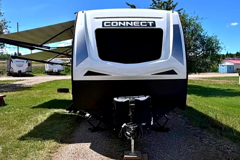 Michael & Vanessa's 2022 KZ Connect