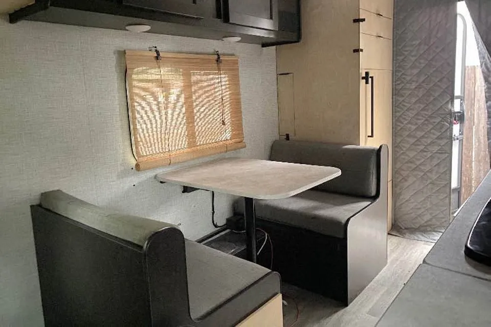 Hannah's Off-Grid Lightweight Travel Trailer