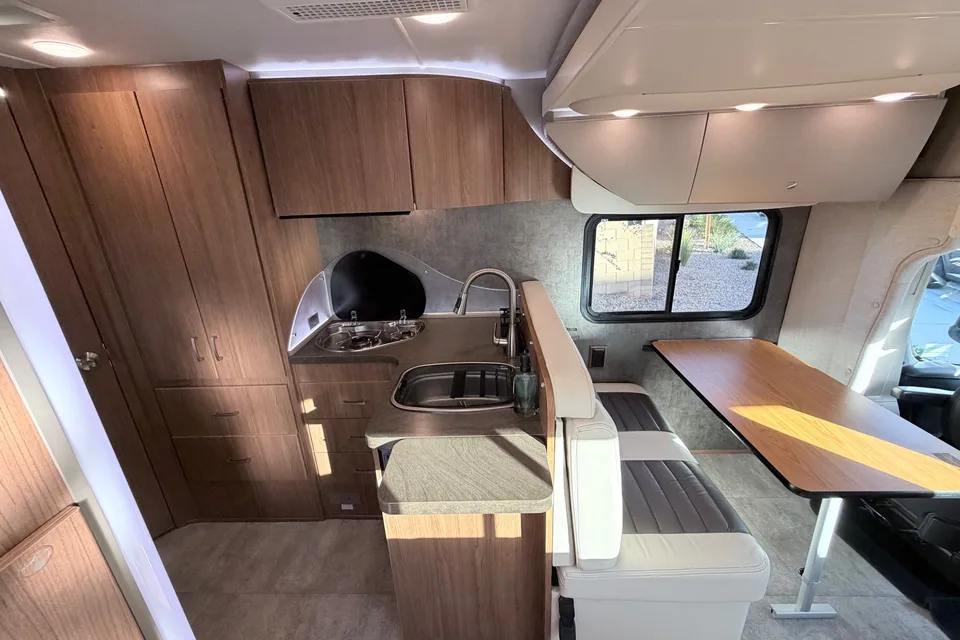 Ram Pro Master Winnebago Class C