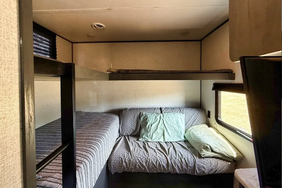 Sunshine Cruiser Dutchmen Aspen LE M-29BH Travel Trailer