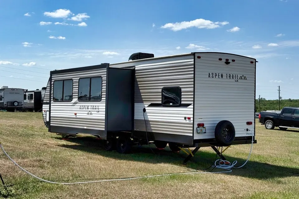 Sunshine Cruiser Dutchmen Aspen LE M-29BH Travel Trailer