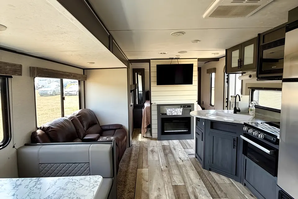 Sunshine Cruiser Dutchmen Aspen LE M-29BH Travel Trailer