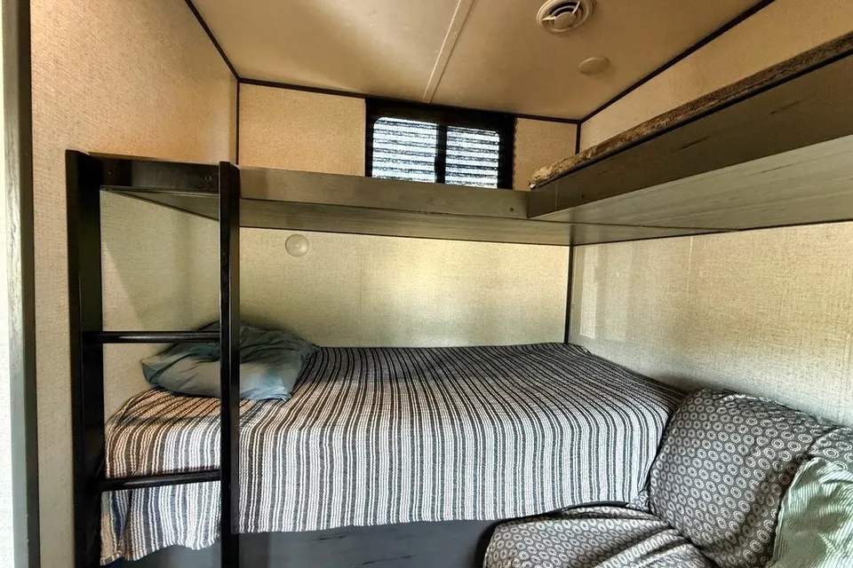 Sunshine Cruiser Dutchmen Aspen LE M-29BH Travel Trailer