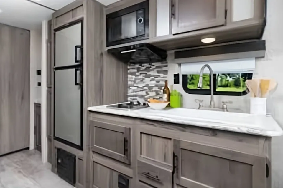 FamilyFunRV 2022 Gulf Stream 248BH Conquest Trailer