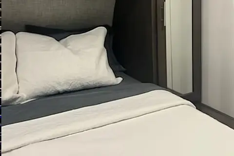 Country Charm RV; Luxe Listing