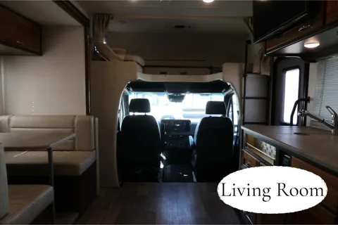 Bella Vita: Your Rolling Retreat