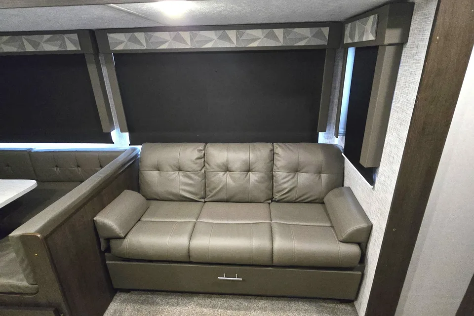 Fireside RV's 2019 Forest River Salem 32BHDS Bunkhouse - LMI1558