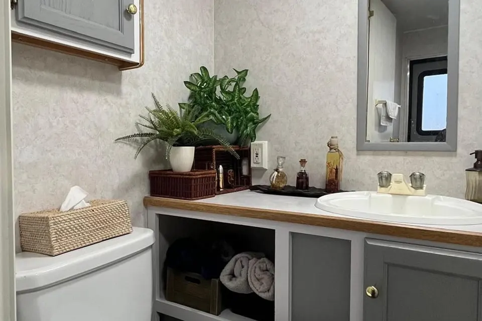 Gonzalo 's General Coach Citation Travel Trailer