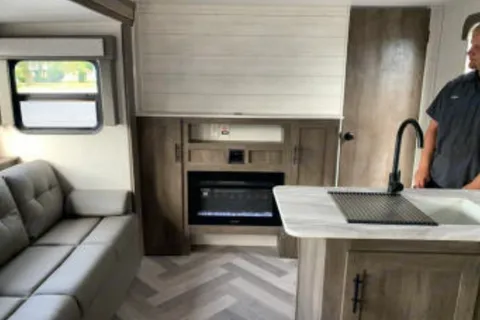 Family Fun 2021 Forest River Salem Cruise Lite 263BH-XL Travel Trailer