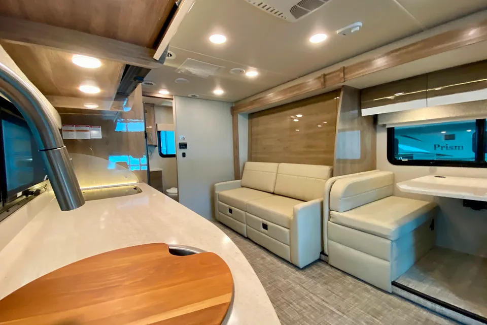 Entegra Coach QWEST 24R Class C - Rusty's RV