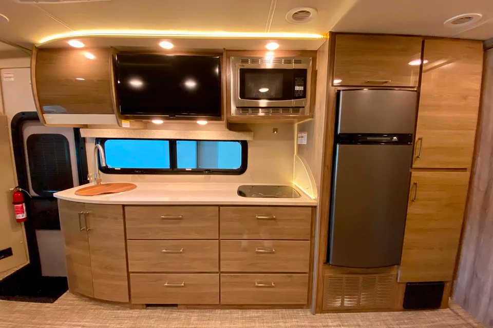 Entegra Coach QWEST 24R Class C - Rusty's RV