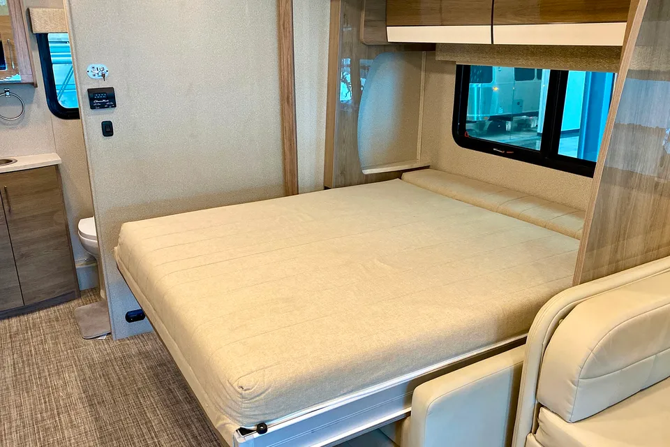 Entegra Coach QWEST 24R Class C - Rusty's RV
