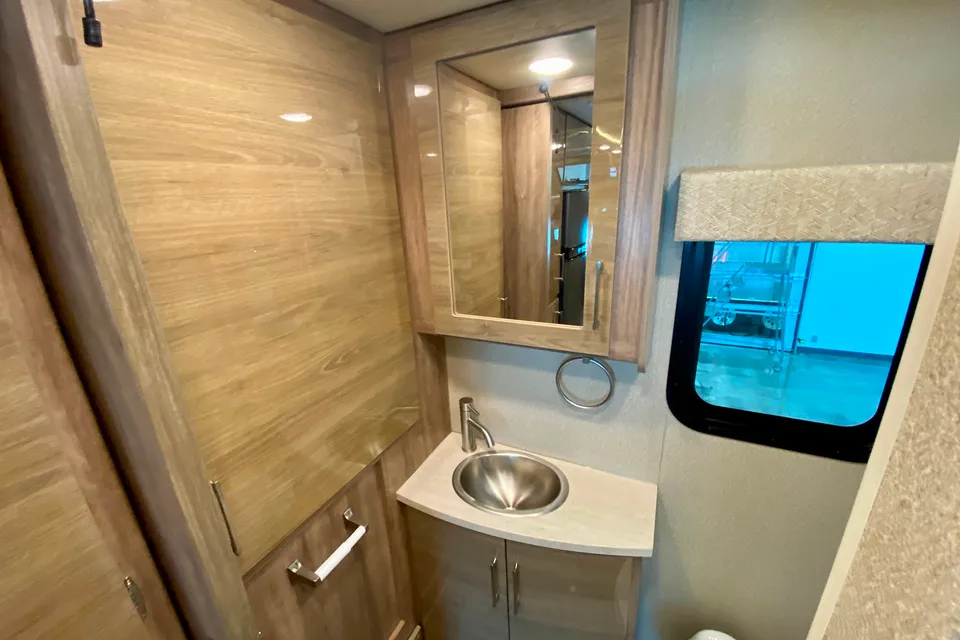 Entegra Coach QWEST 24R Class C - Rusty's RV