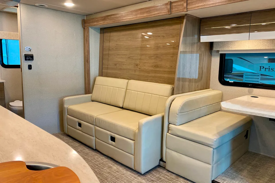 Entegra Coach QWEST 24R Class C - Rusty's RV