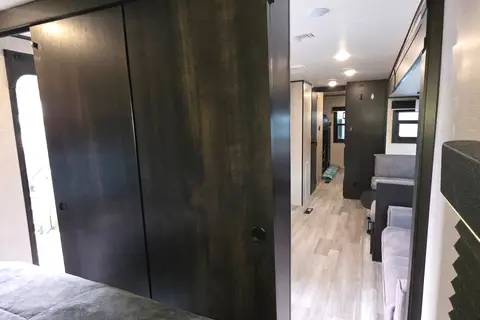 Hunter's Jayco 36bhds Travel Trailer