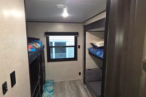 Hunter's Jayco 36bhds Travel Trailer