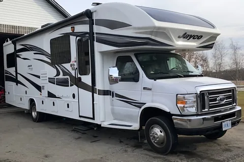 Roady! The Jayco Greyhawk Prestige Class C