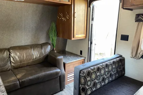 Yosemite "Springdale" Keystone Travel Trailer