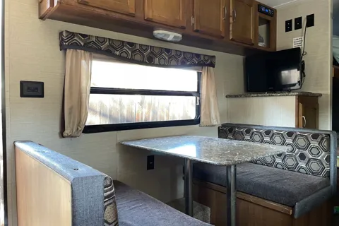 Yosemite "Springdale" Keystone Travel Trailer