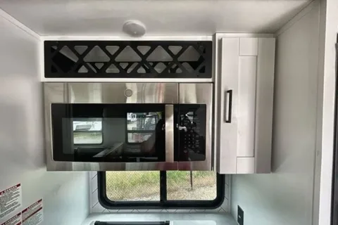 Devin's Keystone Arcadia Fifth Wheel