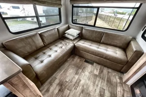 Devin's Keystone Arcadia Fifth Wheel