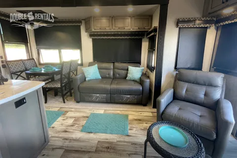 DURANGO GOLD w/ Priv King Master, Queen Loft, Bunk Room, and Patio!!