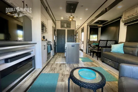 DURANGO GOLD w/ Priv King Master, Queen Loft, Bunk Room, and Patio!!