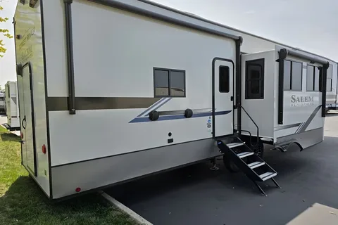 Luxury Forest River Salem Hemisphere 375FAM Fifth Wheel **AMENITIES**