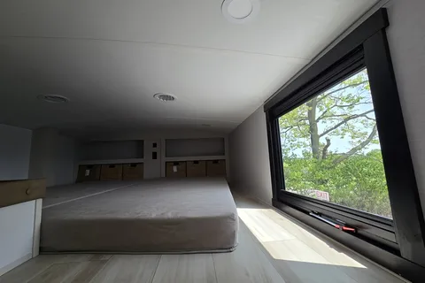 Luxury Forest River Salem Hemisphere 375FAM Fifth Wheel **AMENITIES**