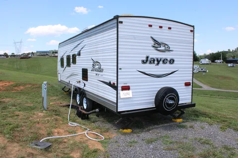 "Sweet Escape" Jayco Jay Flight Sleeps 10 Kid and Pet Friendly