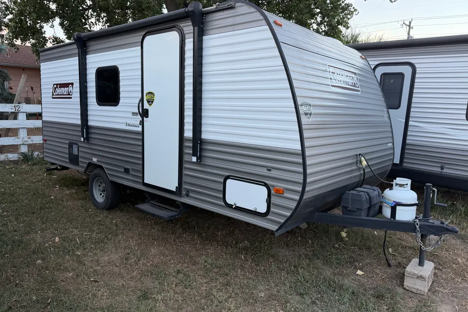 Coleman lantern LT Travel Trailer
