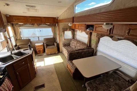 Jasmyn's Keystone Copper Canyon Fifth Wheel