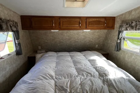Jasmyn's Keystone Copper Canyon Fifth Wheel