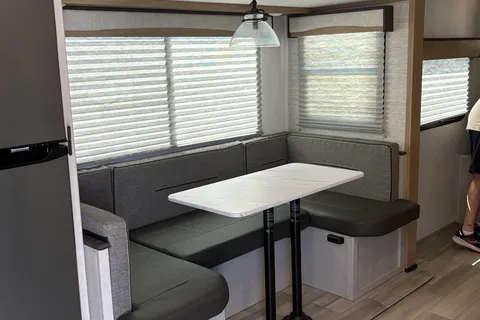 Richard's Cruiser RV Embrace EL22RB Travel Trailer